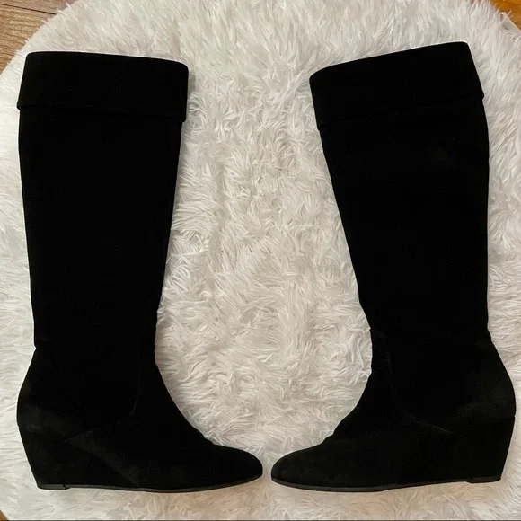 Aquatalia Tall Quilted Black Wedge Heel Boots - Picture 2 of 13